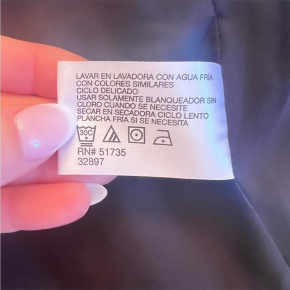 OSCAR DE LA RENTA Navy/Black & White Pinstriped Embroidered Floral Jacket Size 6 - Picture 15 of 15